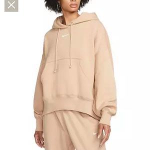 Nike Sportswear Phoenix Fleece
Women's Over-Oversized Pullover Hoodie